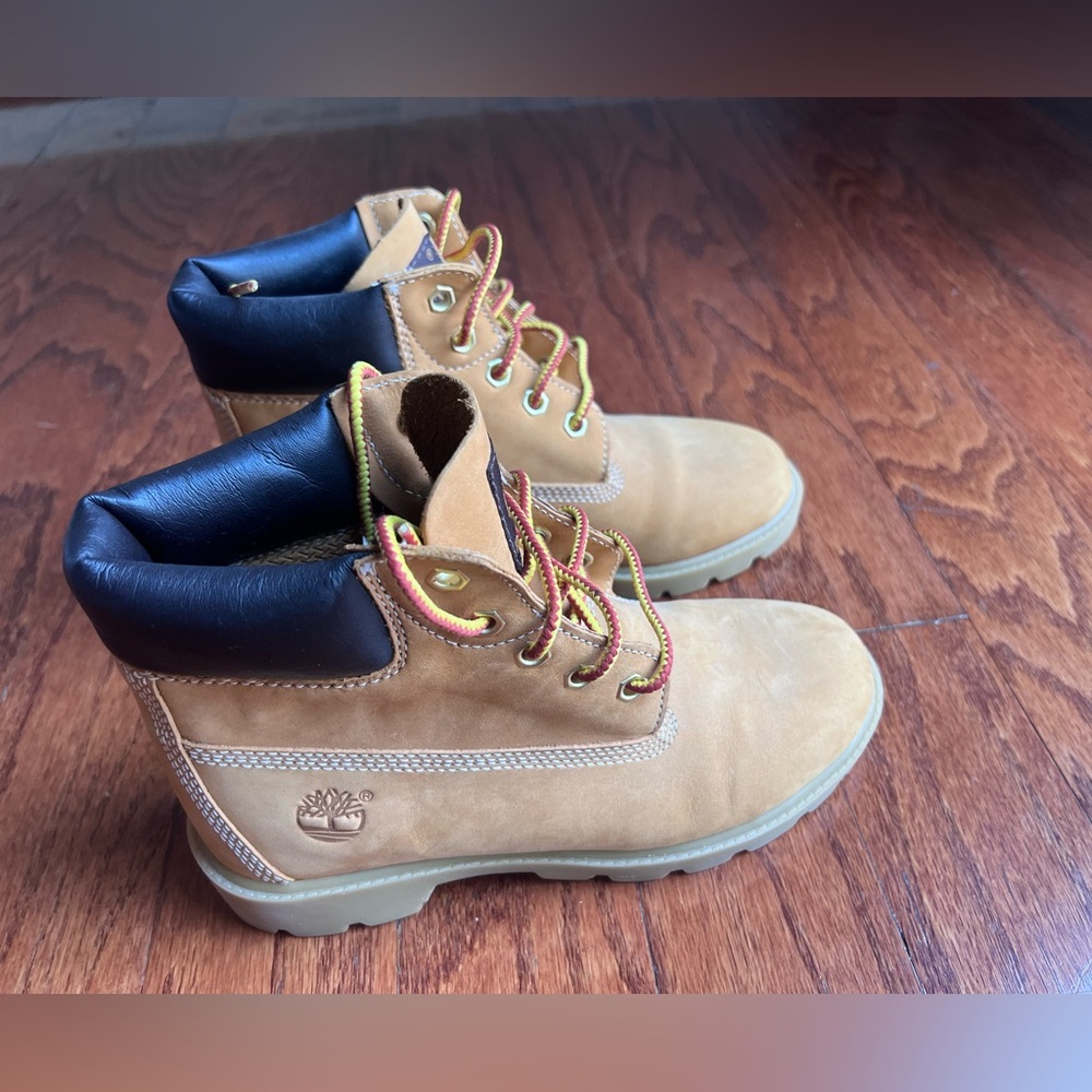 Timberland Wheat Nubuck Ankle Work Boots with Black Collar - Picture 2 of 6